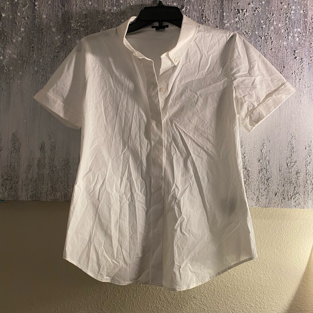 Theory medium white short sleeve button up blouse